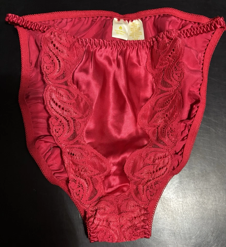 RARO DE COLECCIÓN VICTORIA’S SECRET 100% SEDA SEXY SISSY HI CUT ROJO BRAGAS M ETIQUETA DORADA Foto 1 de 3