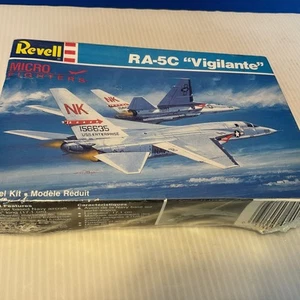 Revell 4046 USN Enterprise RA-5C VIGILANTE Navy Bomber Modellbausatz 1/144 - SEALED - Bild 1 von 4