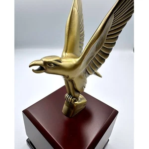 Airflyte Collection Gold Eagle Award Trophy Wood Base 8.75" NIB - Picture 1 of 7