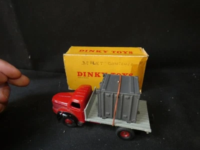 Camionnette Berliet container  Dinky Toys   Meccano   nov75 - Photo 1/4