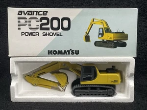 Komatsu PC200 Avance Excavator Goodswave 1:43 Scale Model Power Shovel Tokyo - Picture 1 of 5