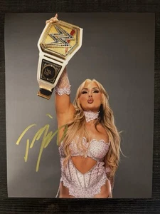 Tiffany Stratton (World Wrestling Entertainment) Signed WWE NXT 8x10 Photo - Picture 1 of 1