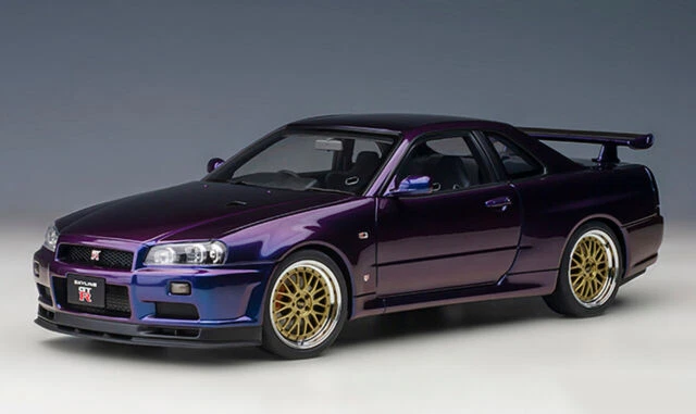AUTOart Nissan Skyline GT-R (R34) 1/18 Diecast Car - Midnight Purple (77403)