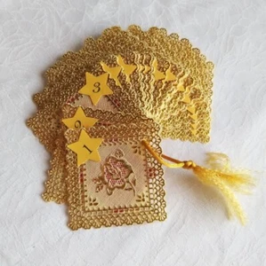 Sprüche-Adventskalender für Verliebte 24 goldene Zierdeckel als Mini Fächer-Buch - Bild 1 von 7