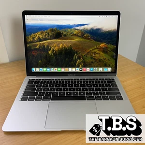 Apple Macbook Air - 2019 - 13" - 1.6GHz i5 - 512GB / 8GB RAM - Silver - Picture 1 of 18