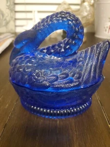 Vintage COBALT BLUE Glass Swan on Nest Candy Dish w/manufacturing defect - Picture 1 of 4