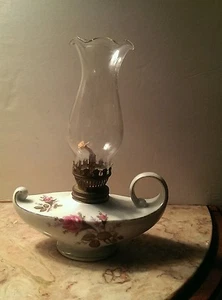 Vintage porcelain oil lamp Japan - Picture 1 of 4