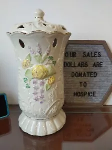 Vintage Beleek Glendarragh Covered Vase Limited Edition #901/3350 Floral 13" - Picture 1 of 11