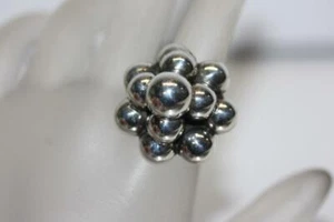 925 Sterling Silver Round Clusters Ring Size 5 Signed Mexico - Picture 1 of 8