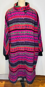 CAPPOTTO VINTAGE ANNI 90 OVERSIZE ARTISTICO SUD-OVEST GEO STAMPA ROSSO ROSA PILE MISTO LANA*M/L - Foto 1 di 8