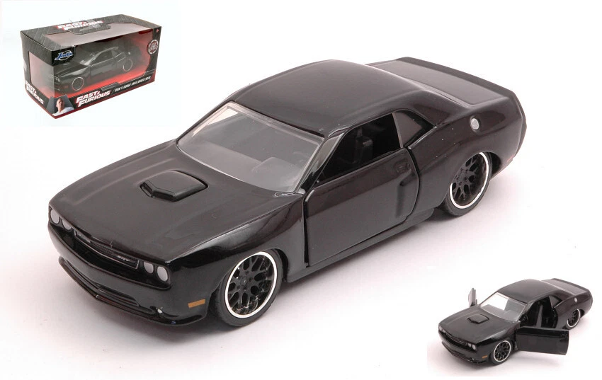 Jada Toys DOM'S DODGE CHALLENGER SRT8 2014 FAST & FURIOUS 1:32 - Immagine 1 di 1