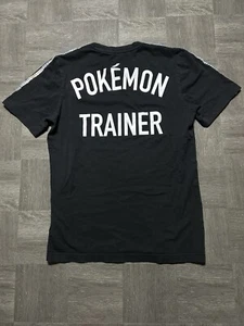 Adidas Pokemon Entrenador Camisa Para Hombres Pequeña Pikachu Gengar Bulbasaur Ash Catch Em - Imagen 1 de 8