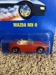 Hot Wheels MAZDA MX-5 - Red - #5664 - Picture 1 of 5