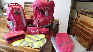 Ergobag Pack 6-Teilig Schulrucksack-Set - CinBärella - Bild 1 von 6