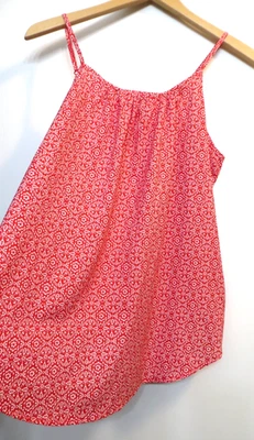 Faded Glory Tank Top Shirt Womens Large Red White Pattern Flowy Relaxed Light - Image 1 of 4