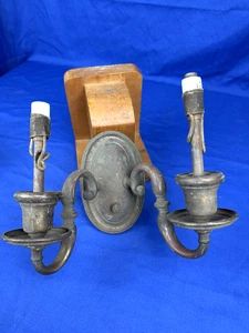 C.1920 Bronze Wall Sconce Light Fixture w/ 2 Arms ~ 5 3/4" x 3" Backplate - Picture 1 of 12
