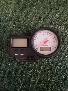 Yamaha YZF R6 Instrument Cluster 43K KMS 99-02 OEM - Picture 1 of 5