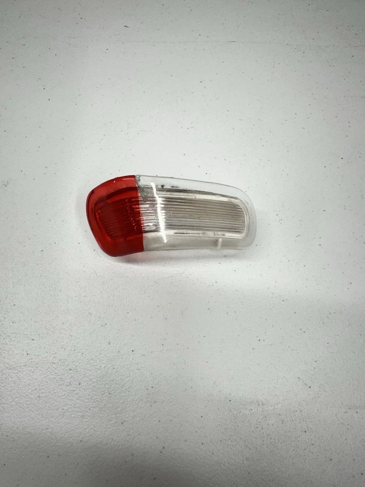 Luz de cortesía para puerta interior izquierda trasera izquierda Buick LeSabre 2000-2005 S8 Foto 1 de 4