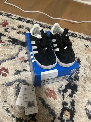 Adidas Gazelle CF Toddler Kids Sneaker Shoes 6K - Image 1 of 4