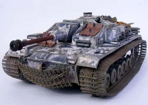 Modellino cartaceo militare scala 1:25 WW2 Germania Sturmgeschütz III StuG 40 Ausf.F - Foto 1 di 12