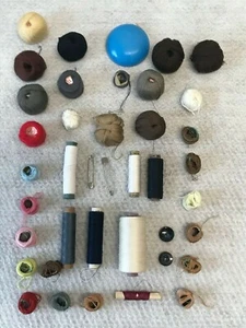 DDR HANDARBEIT KONVOLUT GARN FADEN SICHERHEITSNADEL STRICKEN GARNROLLEN 57 - Bild 1 von 5