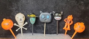 MENGE 7 Vintage Halloween Party Zahnstocher Kürbis Hexe Schädel Katze Cupcakes Topper - Bild 1 von 18