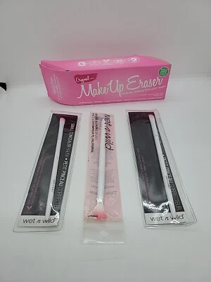2 Pack wet n wild Makeup Brush Flat Eyeliner Brush Ultra-Thin + Makeup Eraser - Image 1 of 4