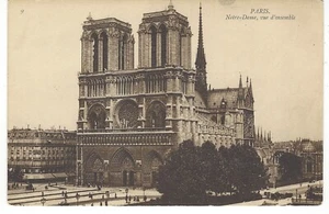 PARIS FRANCE POSTCARD NOTRE DAME CATHEDRAL, Unposted - Picture 1 of 2