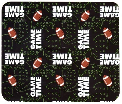 Manta polar de fútbol americano Kane Home verde 50 x 60 pulgadas, lavable a máquina Foto 1 de 4