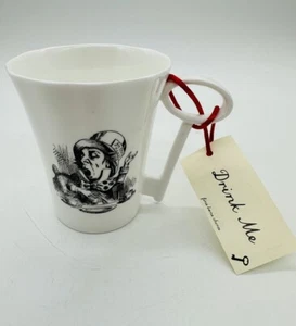 Whittard Of Chelsea Mad Hatters Tea Party Mad Hatter Kaffeebecher Schlüsselhenkel Tasse - Bild 1 von 10