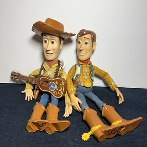 Woody Toy Story L Pull String Hat Guitar 2001 Disney Pixar Hasbro & 2009 Woody - Bild 1 von 19