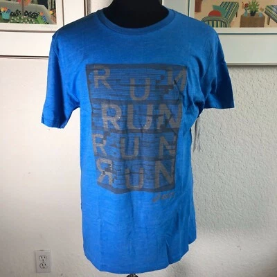 NUEVO CON ETIQUETAS ASICS Hombre Run Urban Camiseta Azul Talla Grande MRSP $34 Foto 1 de 4