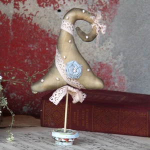 Vintage Design Tischdeko Weihnachtsbaum 22 cm Tannenbaum Stofftanne Handarbeit - Bild 1 von 1