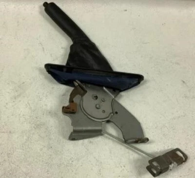 TOYOTA COROLLA LE 2009 2010 EMERGENCY PARKING BRAKE HANDLE LEVER FACTORY - Imagem 1 de 4