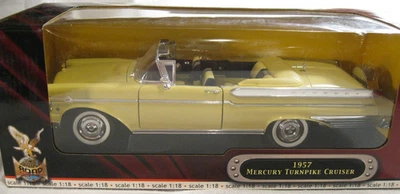 1957 年水星收费公路巡洋舰敞篷车 1/18 比例压铸 — 第 1/4 张图片