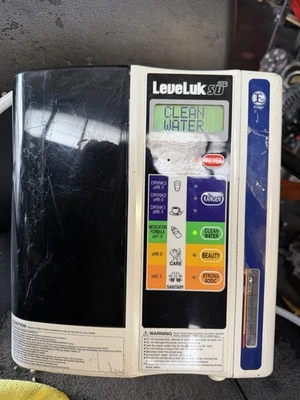 Máquina ionizadora de agua Kangen LeveLuk SD501 agua alcalina con accesorios Foto 1 de 4