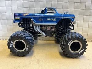 Custom 1:24 Spin Master Bigfoot Monster Truck - Picture 1 of 7