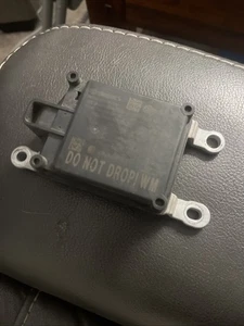 2017-2020 NISSAN ROGUE CRUISE DISTANCE RADAR UNIT MODULE 28438-5HK4A OEM - Picture 1 of 2