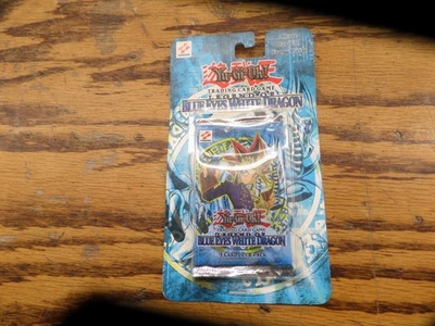 Yu-Gi-Oh! LEGEND OF BLUE EYES WHITE DRAGON Booster Blister Pack Edición en Inglés. 💎💎 Foto 1 de 3