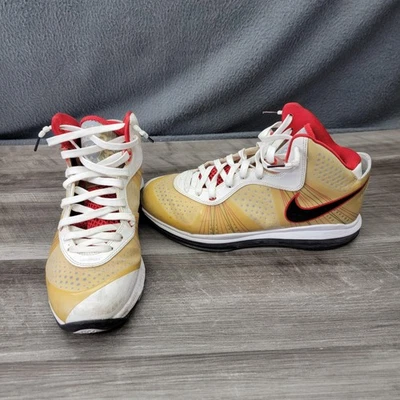Nike LeBron 8 V2 Entourage Zapatos Para Hombres Talla 11 Baloncesto Blanco Amarillo Rojo Negro Foto 1 de 4