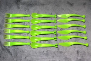Ikea Kalas Besteck Plastikbesteck 18-teilig grün 1x benutzt Messer Löffel Gabeln - Bild 1 von 4
