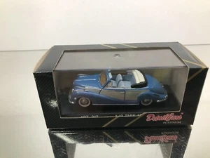 DETAILCARS 242 BMW 502 CABRIOLET -BLUE+WHITE 1:43- GOOD IN BOX - Imagen 1 de 7
