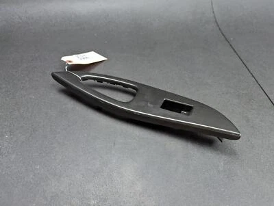 Bisel interruptor ventana puerta trasera izquierda Infiniti QX50 2017 82961-3WU5A 2015 2016 Foto 1 de 4