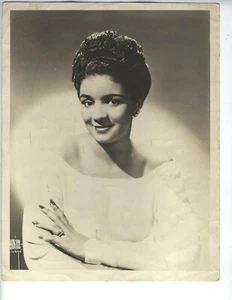 MADELINE GREEN JAZZ SIGNIERTES FOTO 8 X 10 ZOLL AFROAMERIKANER - Bild 1 von 2