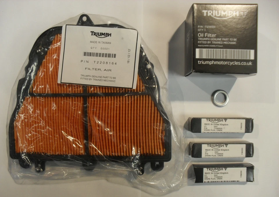 KIT DE SERVICIO TRIUMPH DAYTONA 675/R con filtros PIEZAS GENUINAS hasta VIN 564947 Foto 1 de 1