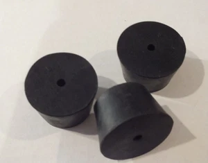 #8 Black Nat Rubber Laboratory Stoppers Size 8 PLUGS 1-HOLE STOPPER 3/pk RS-8H - Picture 1 of 1