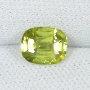 0.90 ct ULTRA RARE YELLOW GREEN MULTI SPARKLING NATURAL SPHENE Cushion See Vdo - Picture 1 of 2