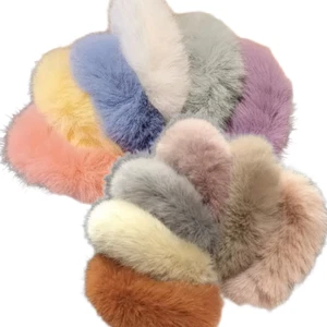Peluche Suave Difuso Pom Pom Corbata de Pelo Anillo Elástico Moño Cola de Caballo Crujiente 6 piezas Nuevo - Imagen 1 de 6