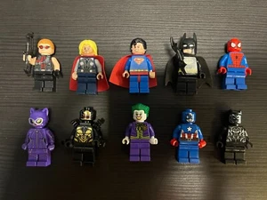 LEGO Super Heroes Marvel DC MINIFIG LOT - 10 MINIFIGS Spiderman Batman Lot N610 - Picture 1 of 1