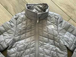 NORTH FACE BOYS THERMOBALL ECO JACKET, MID GREY MATTE, SMALL 7/8 - Picture 1 of 2